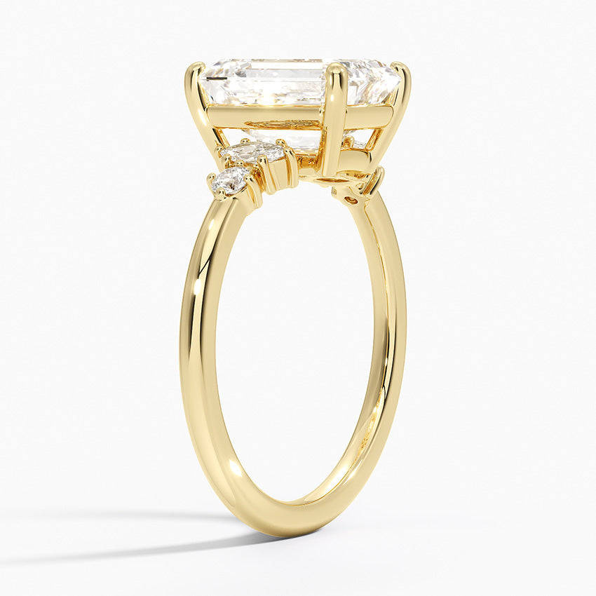 Miroir Diamond Ring - Emerald Cut Center Stone