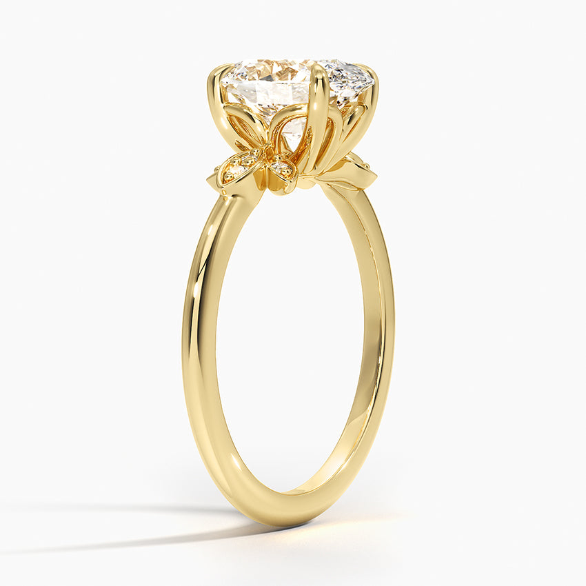 Fiore Diamond Ring - Oval Center Stone