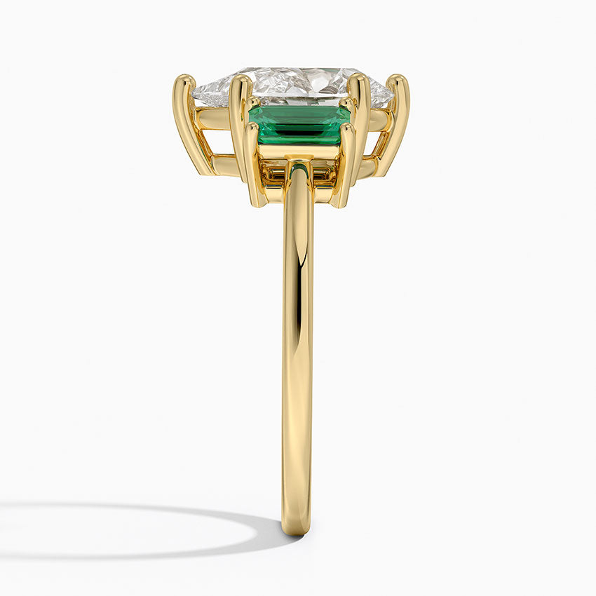 Luxe Rhiannon Three Stone Lab Emerald Ring - Pear Cut Center Stone