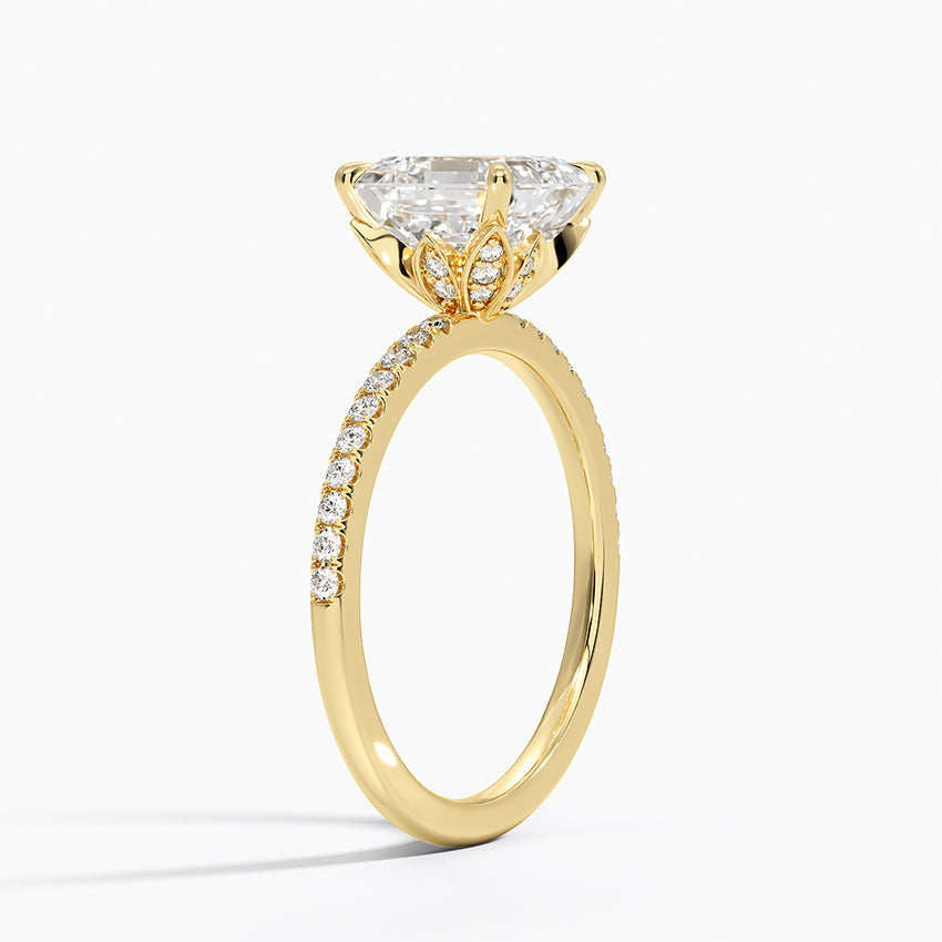 Luxe Petal Diamond Ring - Asscher Cut Center Stone