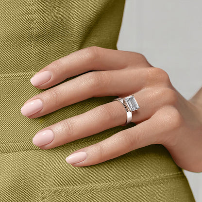 Peyton Floating Diamond Solitaire Ring