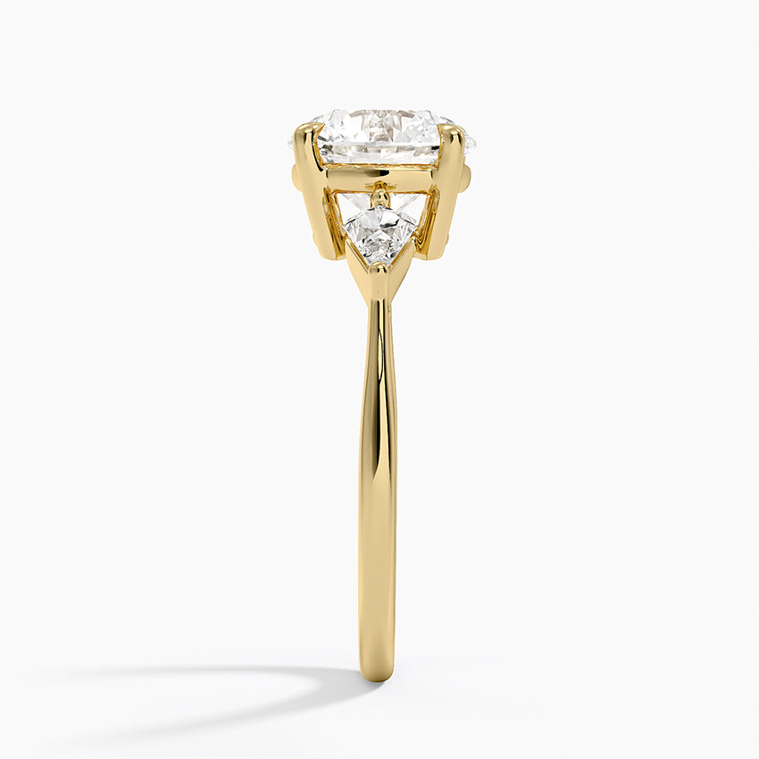 Luxe Cometa Three Stone Diamond Ring (1/3 ct. tw.) - Round Center Stone