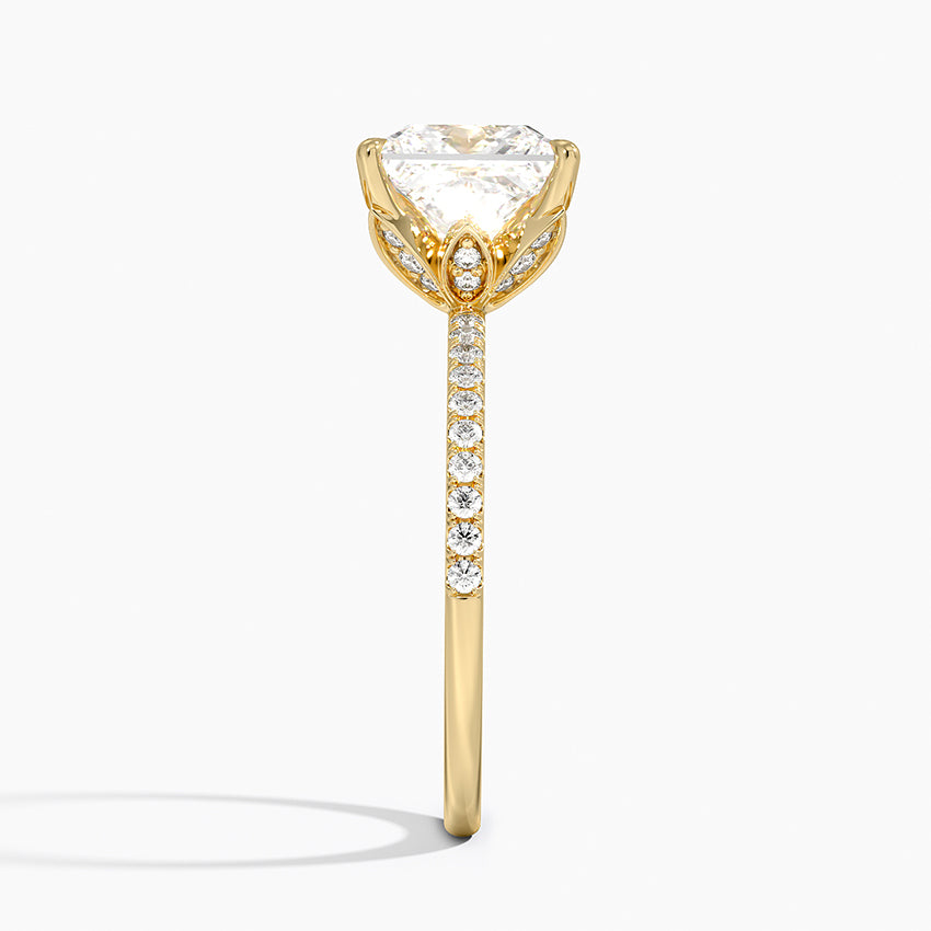 Luxe Petal Diamond Ring - Princess Cut Center Stone