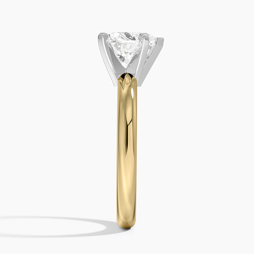 Comfort Fit 2.5mm Ring - Heart Cut Center Stone