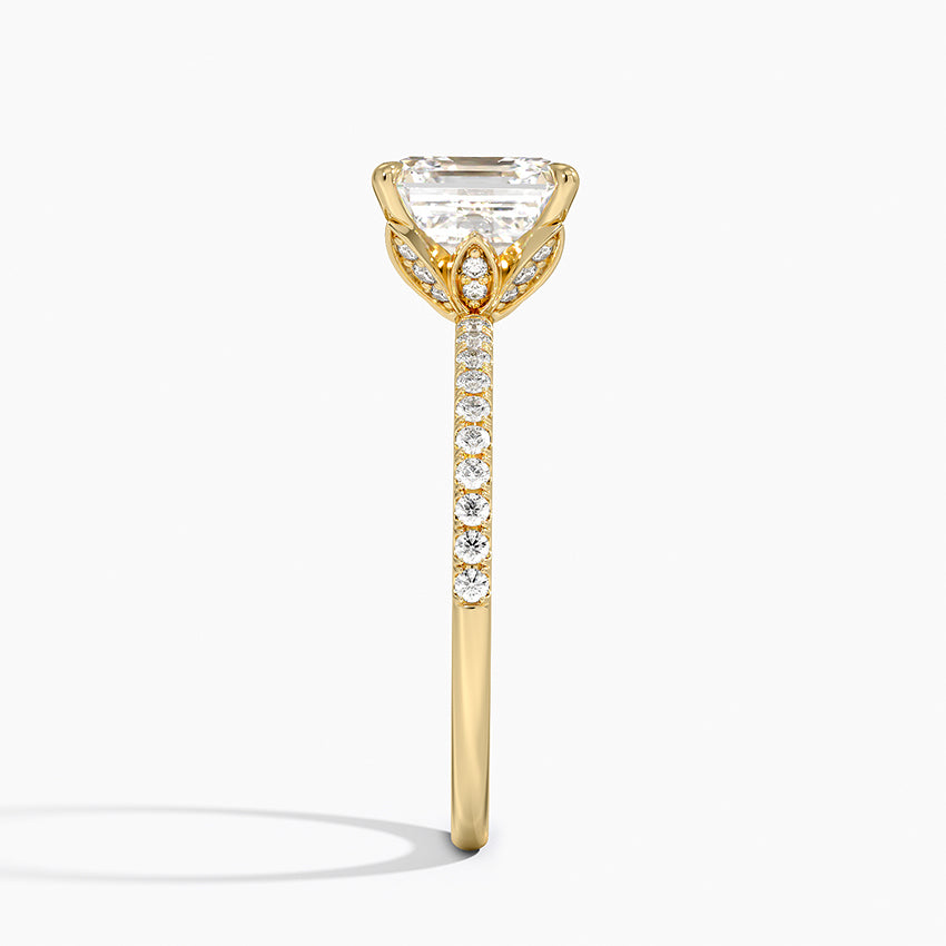 Luxe Petal Diamond Ring - Asscher Cut Center Stone