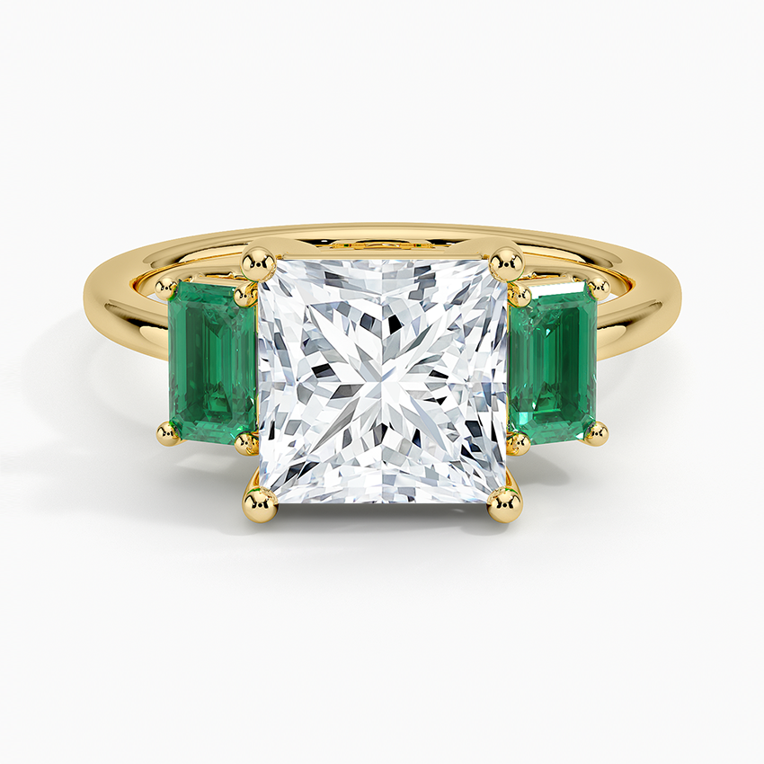 Luxe Rhiannon Three Stone Lab Emerald Ring - Princess Cut Center Stone