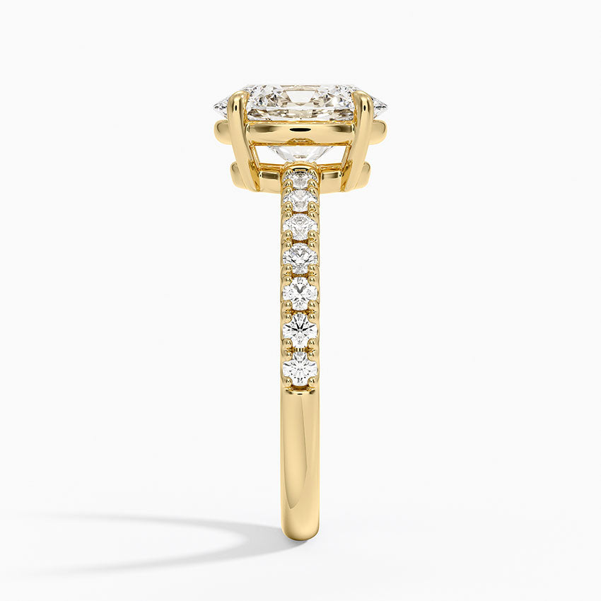 Dara Low-Profile Diamond Ring - Oval Center Stone
