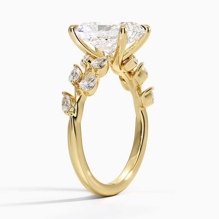 Amaranta Diamond Ring (1/2 ct. tw.) - Radiant Cut Center Stone