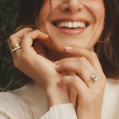 Petite Luna 1.5mm Bezel Ring - Round Center Stone