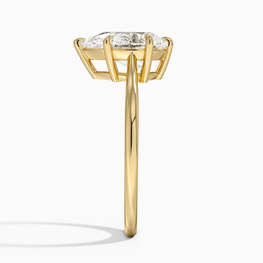 Elle Solitaire Ring - Pear Center Stone