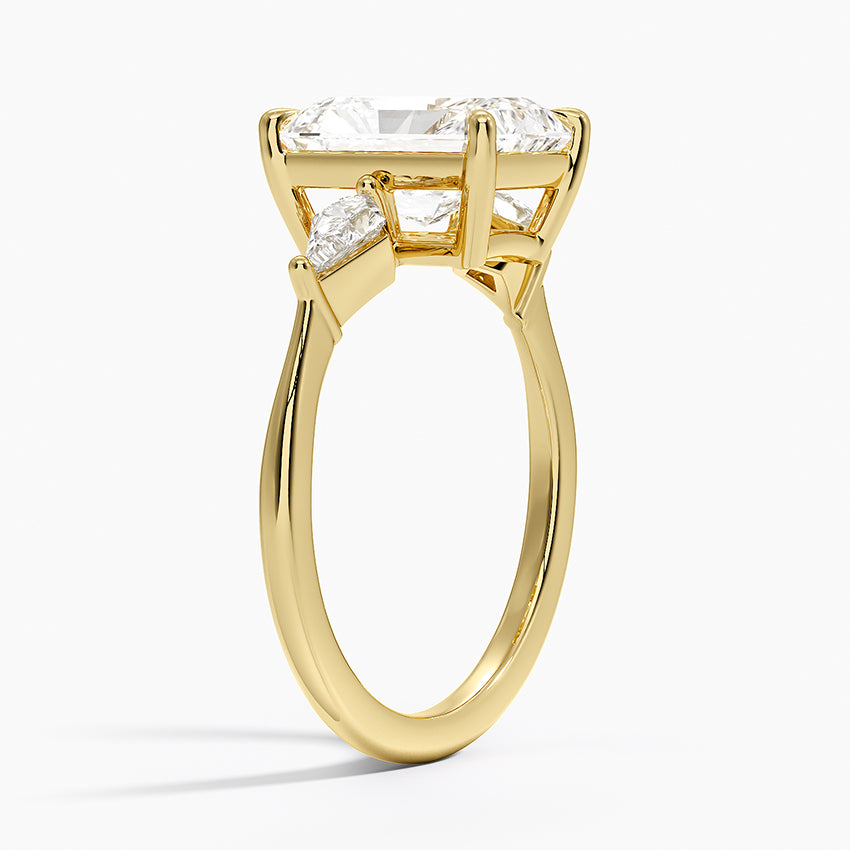 Luxe Cometa Three Stone Diamond Ring (1/3 ct. tw.) - Radiant Cut Center Stone