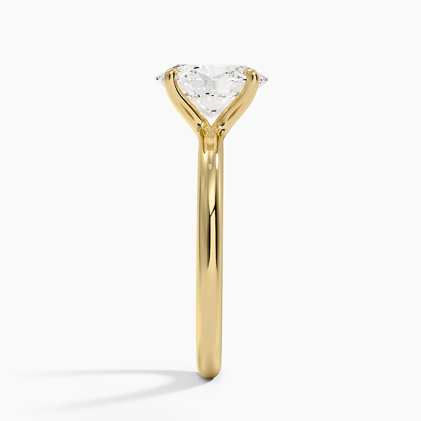 Manon Solitaire Ring - Oval Center Stone