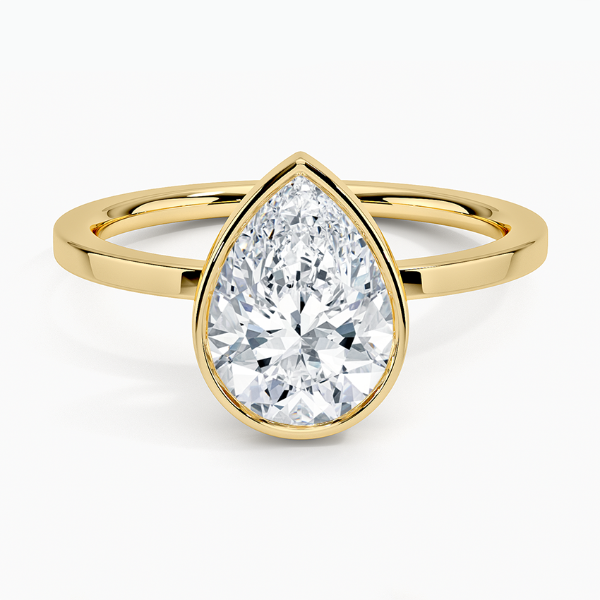 Noemi Bezel Ring - Pear Center Stone