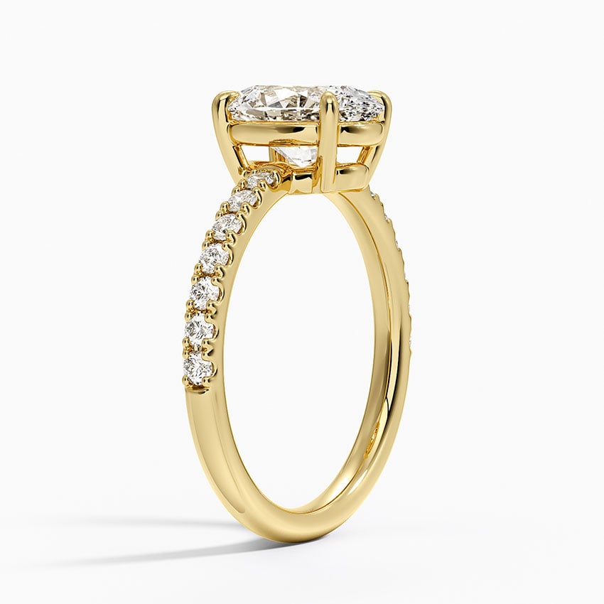 Dara Low-Profile Diamond Ring - Oval Center Stone