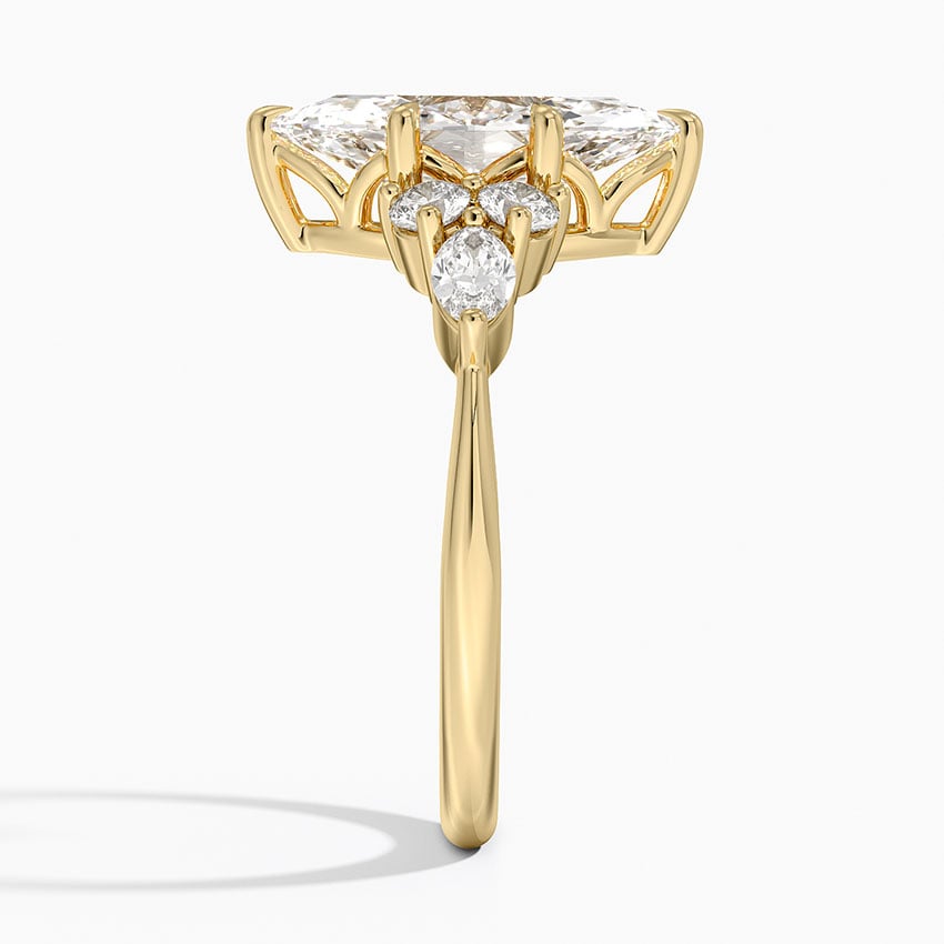 Luxe Nadia Diamond Ring - Marquise Center Stone