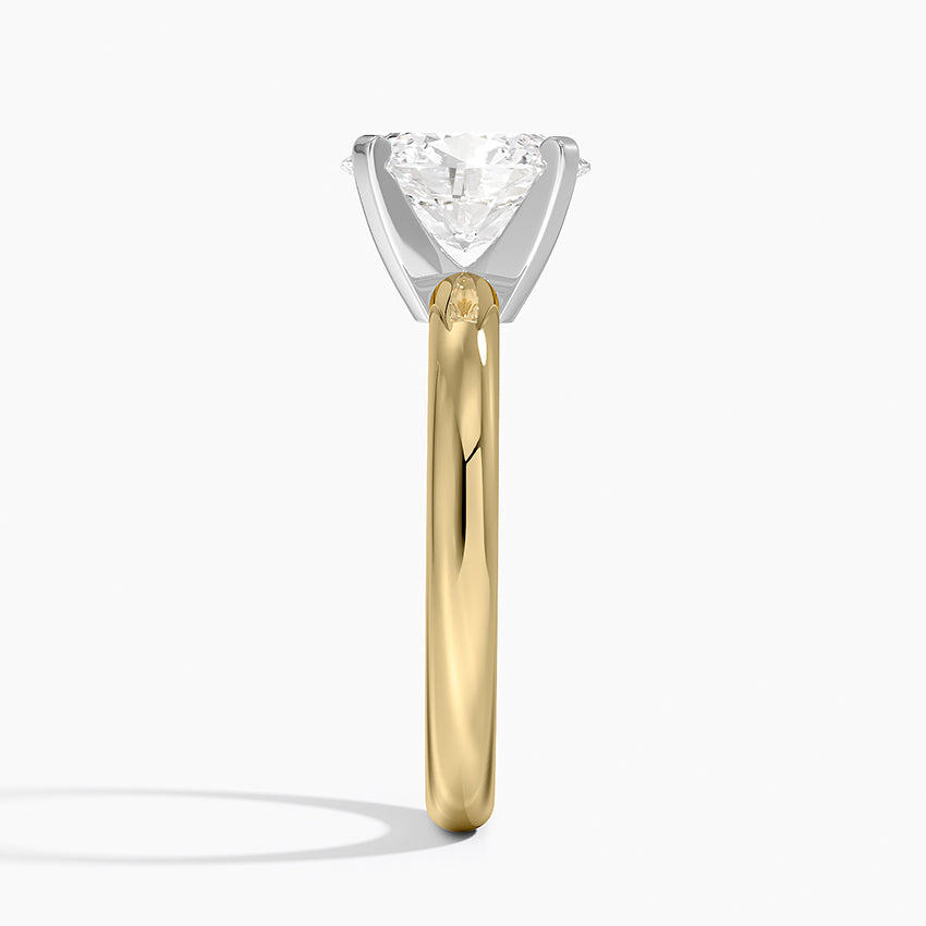 Comfort Fit 2.5mm Ring - Oval Cut Center Stone