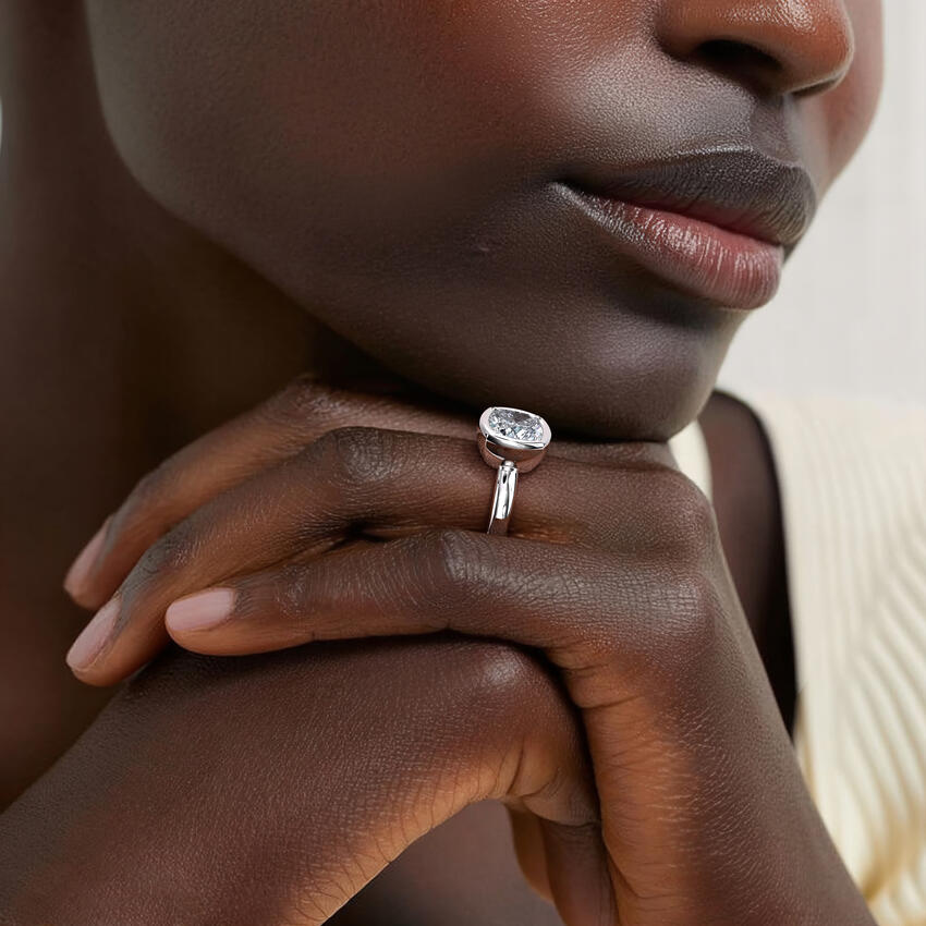 Andrea Bezel Prong Ring - Princess Cut Center Stone