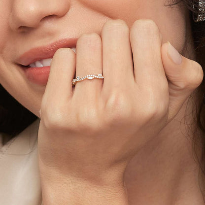 Luxe Winding Willow Diamond Ring (1/4 ct. tw.)