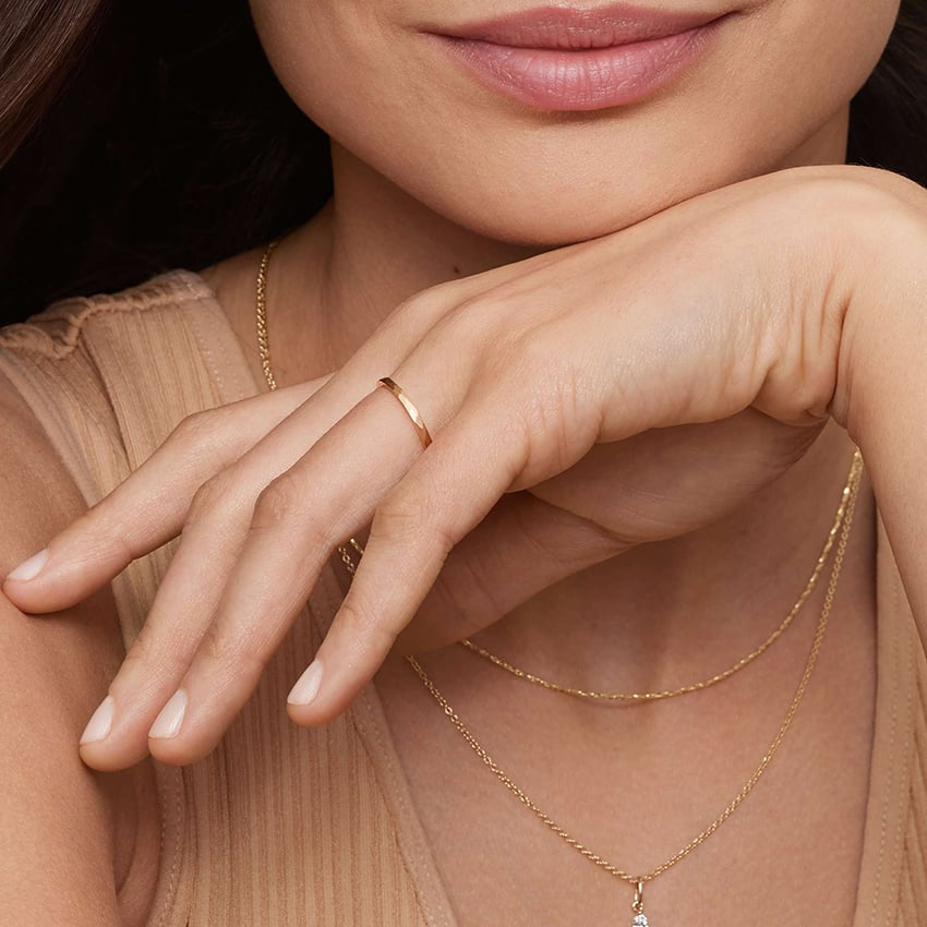 Matte Hammered Petite Comfort Fit Wedding Ring