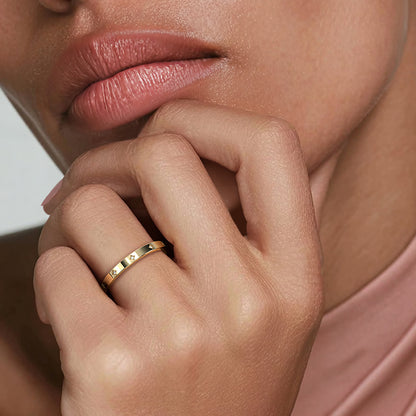 Elara 2mm Diamond Ring