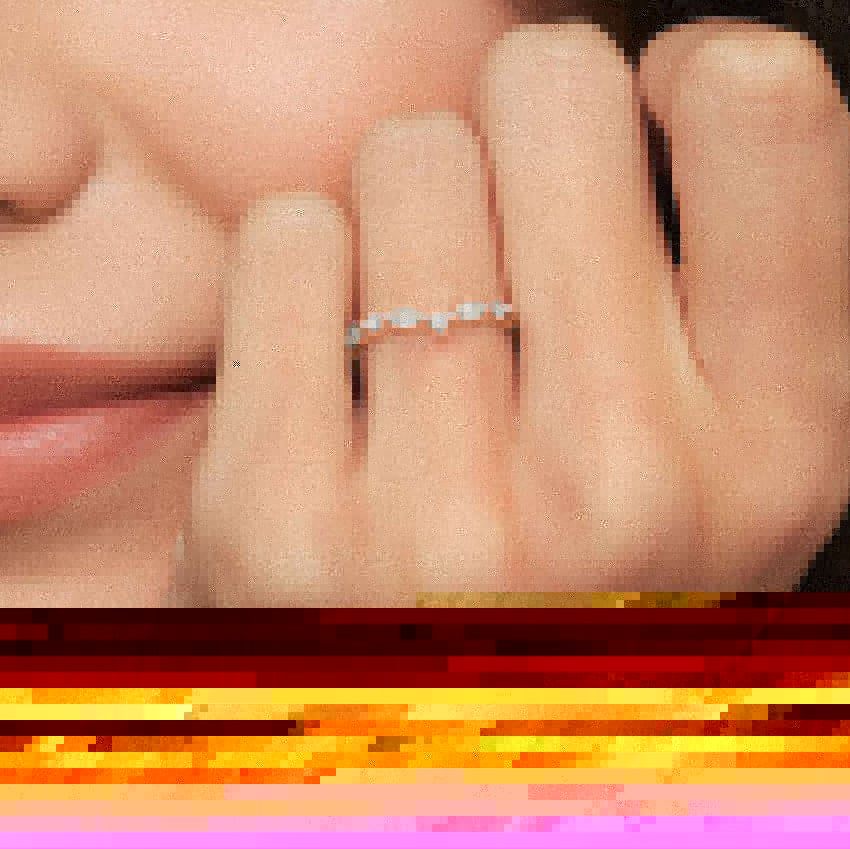 Curved Versailles Lab Diamond Ring