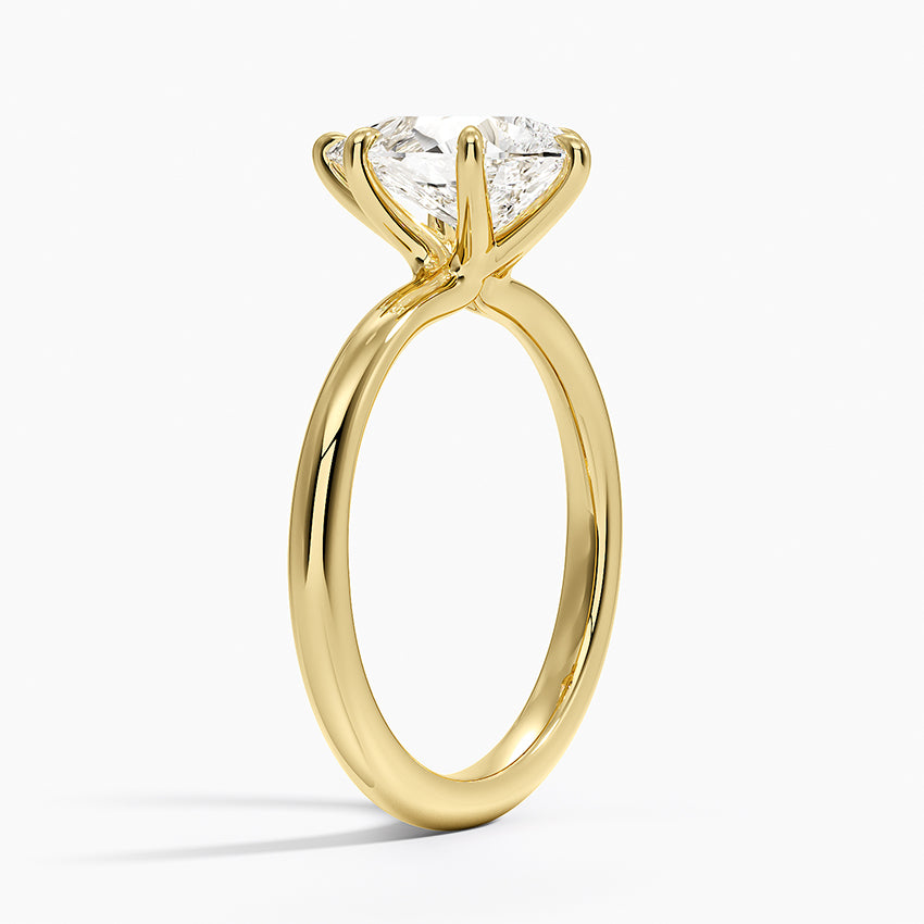 Manon Solitaire Ring - Pear Center Stone