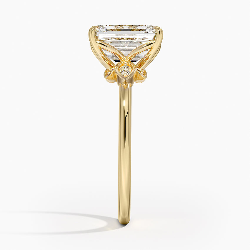Fiore Diamond Ring - Emerald Cut Center Stone
