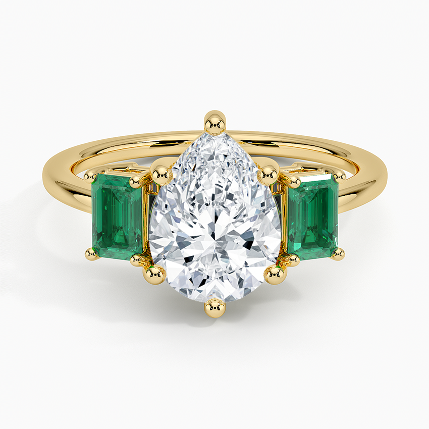Luxe Rhiannon Three Stone Lab Emerald Ring - Pear Cut Center Stone