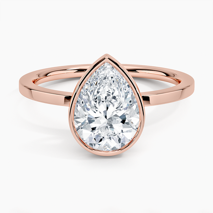 Noemi Bezel Ring - Pear Center Stone
