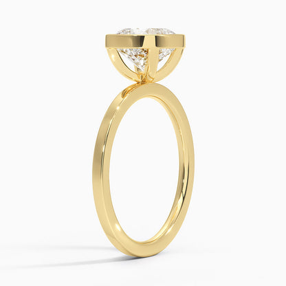 Noemi Bezel Ring - Cushion Cut Center Stone