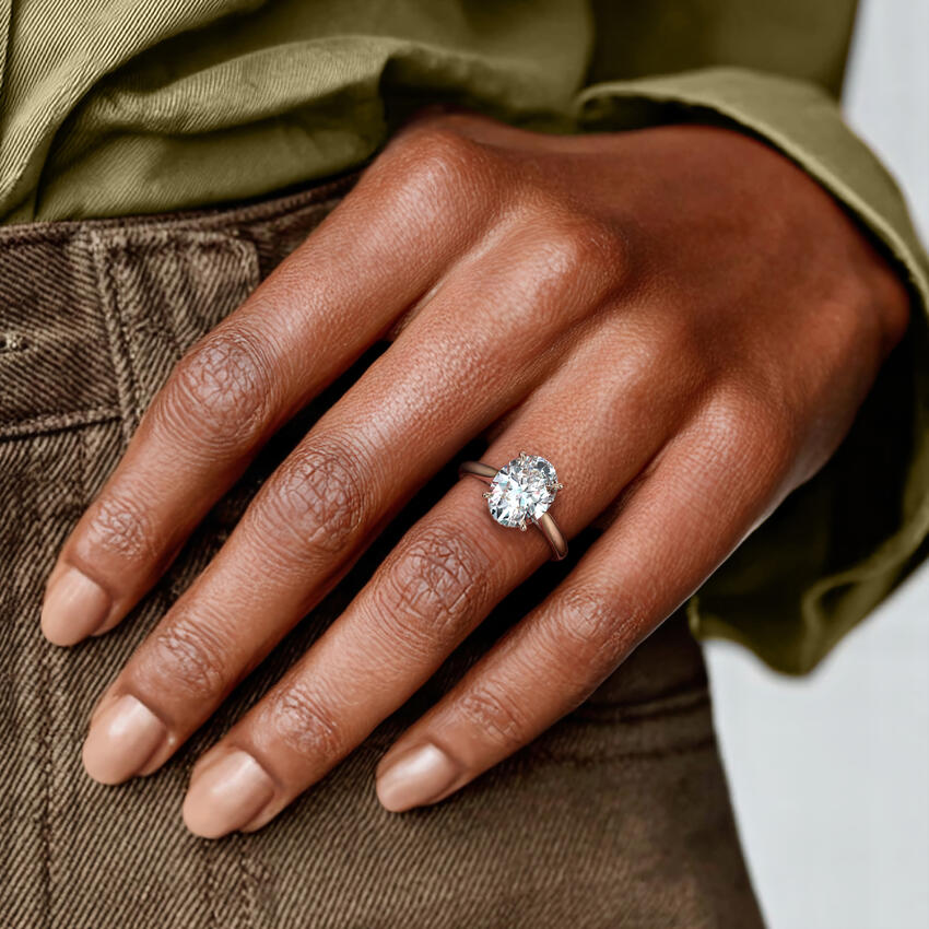 Dawn 2mm Diamond Ring - Princess Cut Center Stone