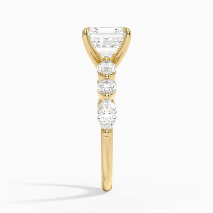 Grand Versailles Diamond Ring