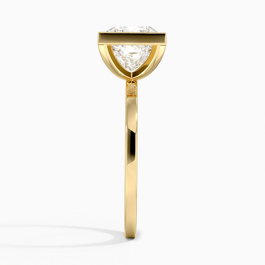 Noemi Bezel Ring - Princess Cut Center Stone