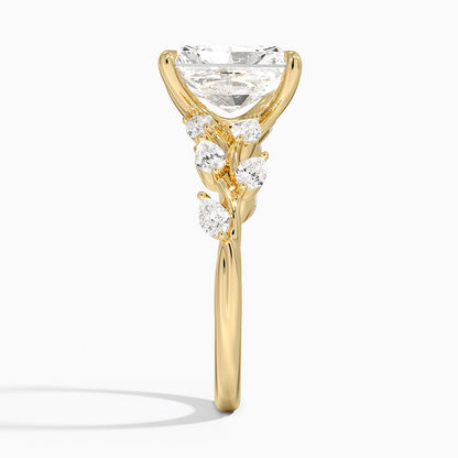 Amaranta Diamond Ring (1/2 ct. tw.) - Radiant Cut Center Stone