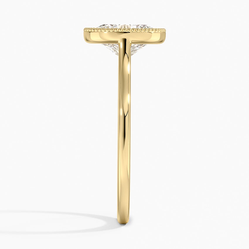 Margot Bezel Ring - Oval Center Stone