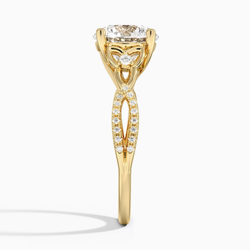 Luxe Celtic Love Knot Diamond Ring - Round Cut Center Stone