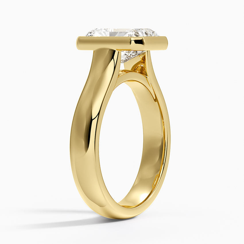 Luna 4mm Bezel Ring - Radiant Cut Center Stone