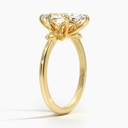 Fiore Diamond Ring - Marquise Center Stone