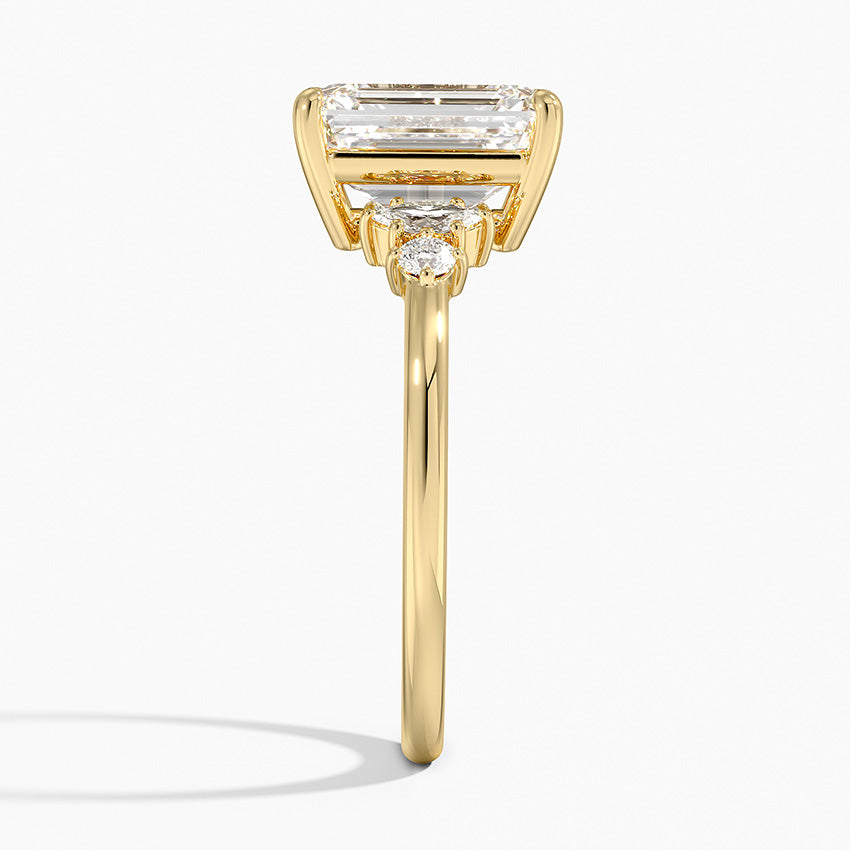Miroir Diamond Ring - Emerald Cut Center Stone