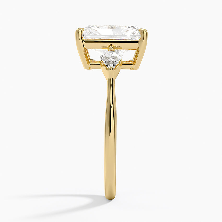 Luxe Cometa Three Stone Diamond Ring (1/3 ct. tw.) - Radiant Cut Center Stone