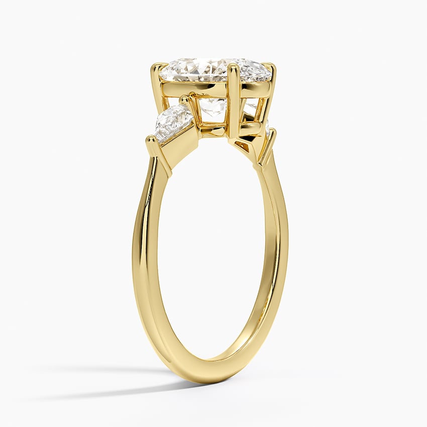 Luxe Cometa Three Stone Diamond Ring (1/3 ct. tw.) - Oval Center Stone