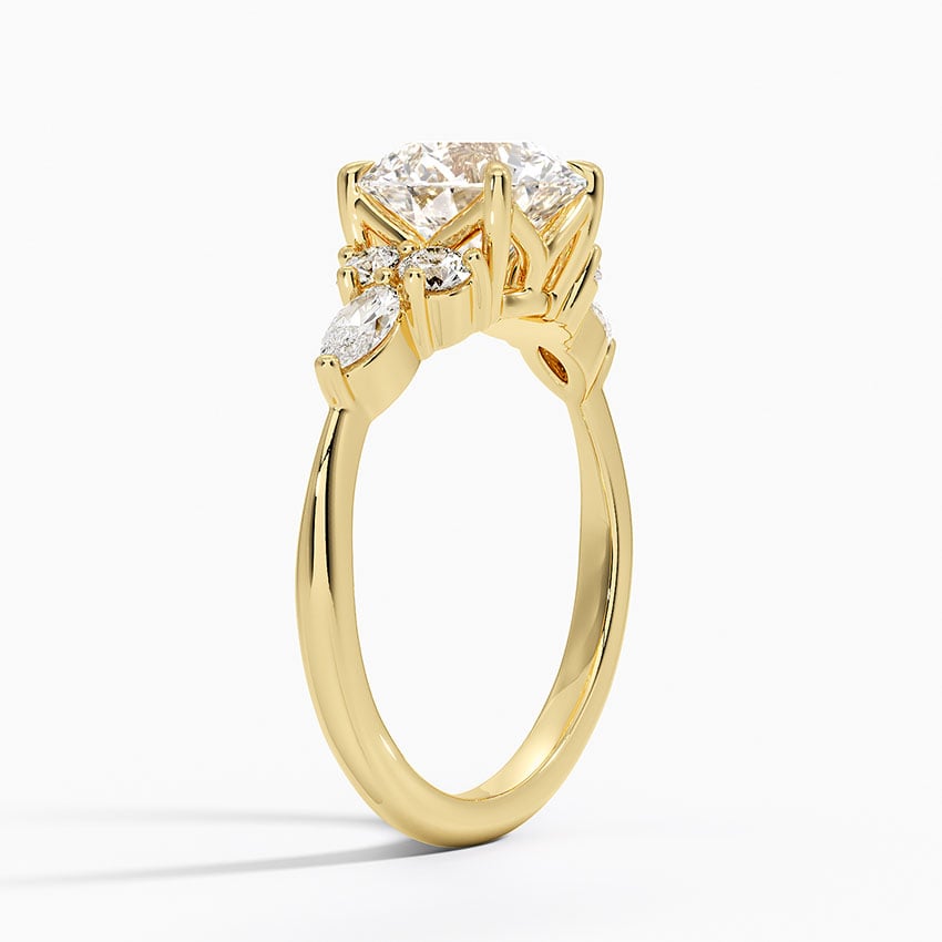 Luxe Nadia Diamond Ring - Round Center Stone