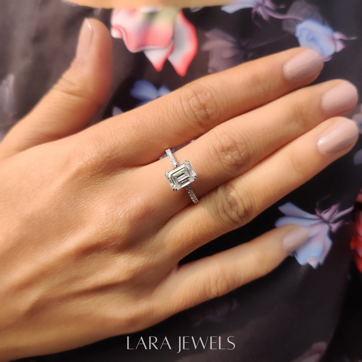 Lab grown emerald engagement ring in Lara Jewels setting, available in Silver. IGI certified, ethically sourced, handcrafted at Lara Jewels.