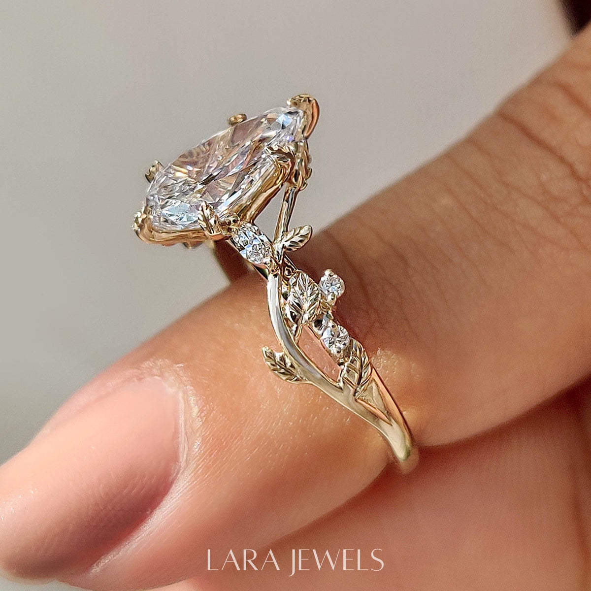 Lab grown pear engagement ring in Filigree style, available in Silver. IGI certified, ethically sourced, handcrafted at Lara Jewels.