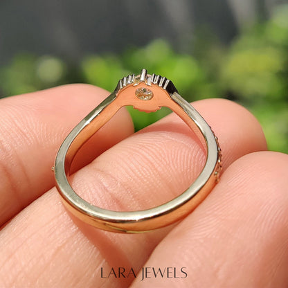 Lab grown round engagement ring in Lara Jewels setting, available in Silver. IGI certified, ethically sourced, handcrafted at Lara Jewels.